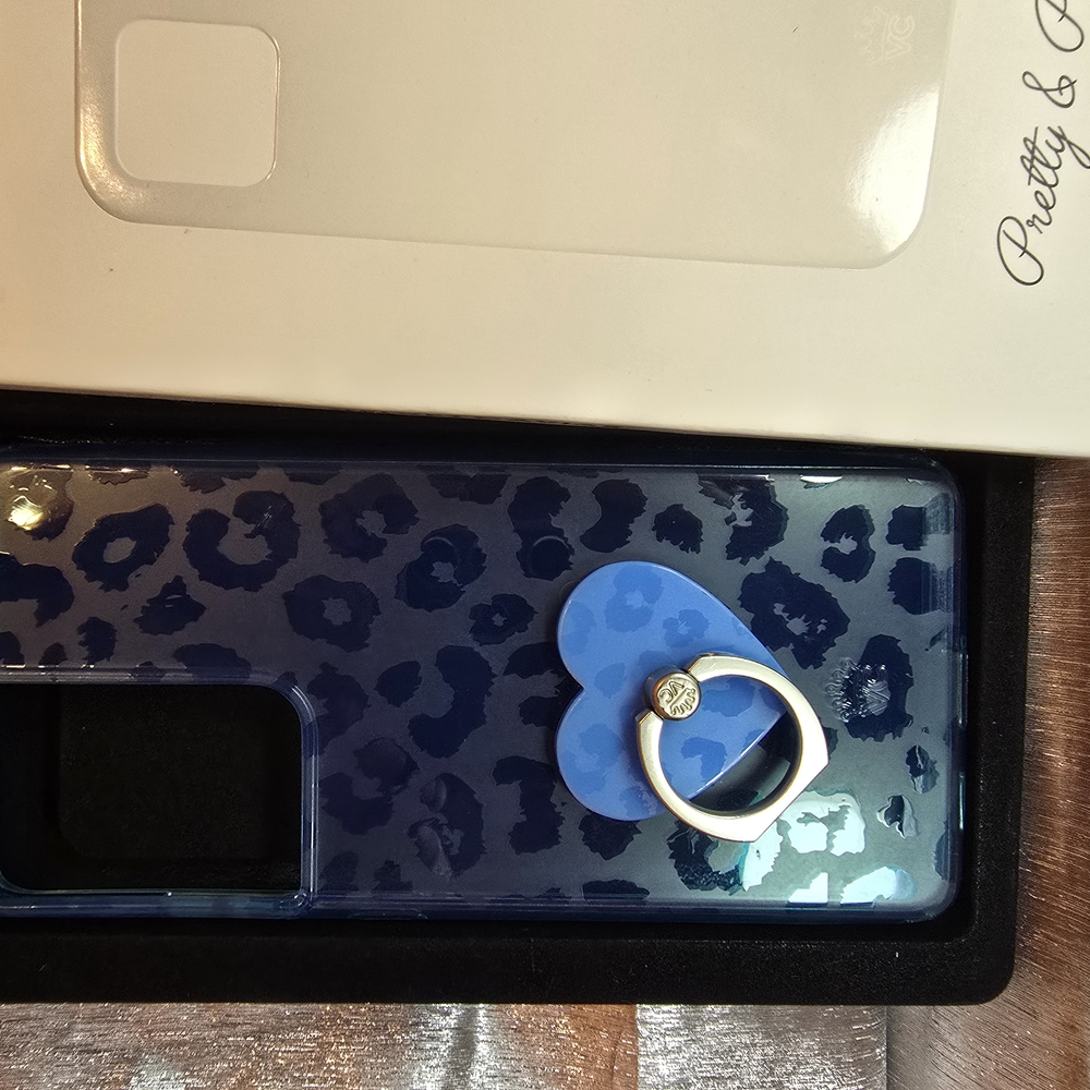 Velvet Caviar Blue Leopard Phone Case With Free Grip Stand - Picture 2 of 4